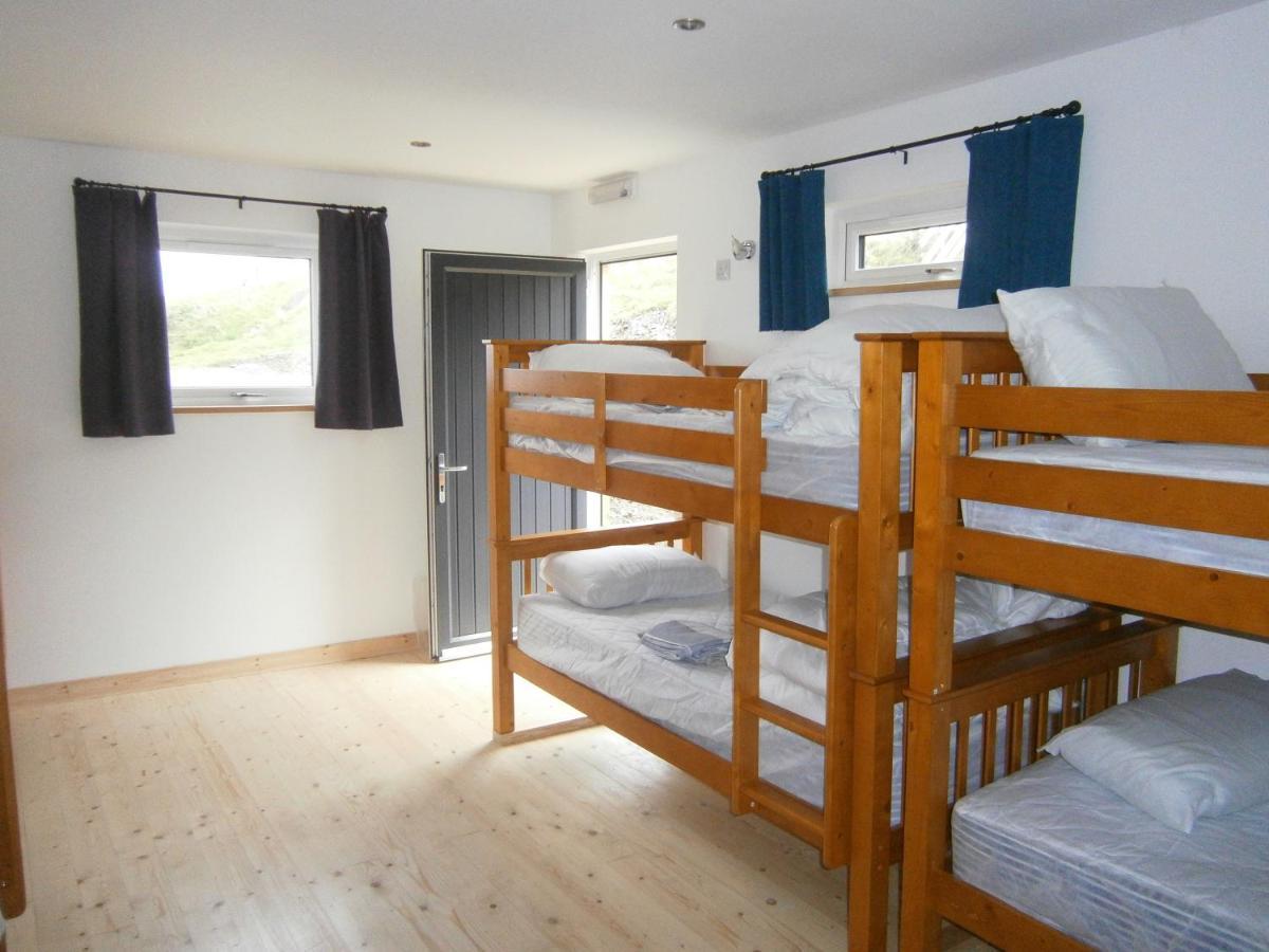 Hostel Otter Bunkhouse Cairisiadar Zewnętrze zdjęcie