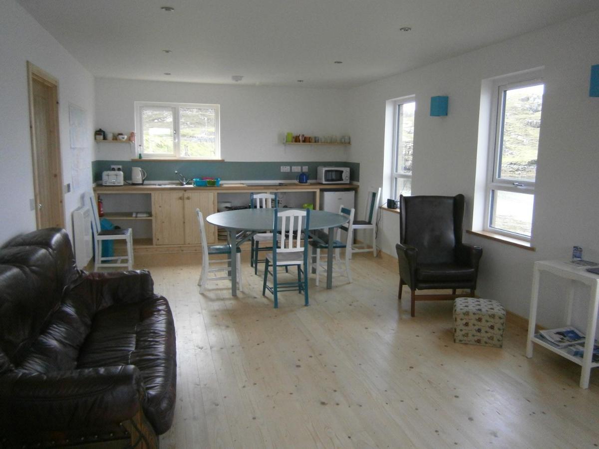 Hostel Otter Bunkhouse Cairisiadar Zewnętrze zdjęcie